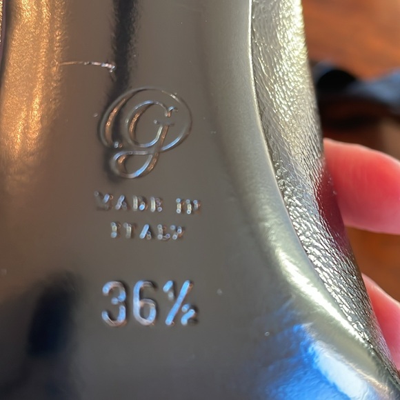 M.GEMI,black patent leather 2.75 inch heels size 36 1/2 made in Italy - Picture 7 of 7